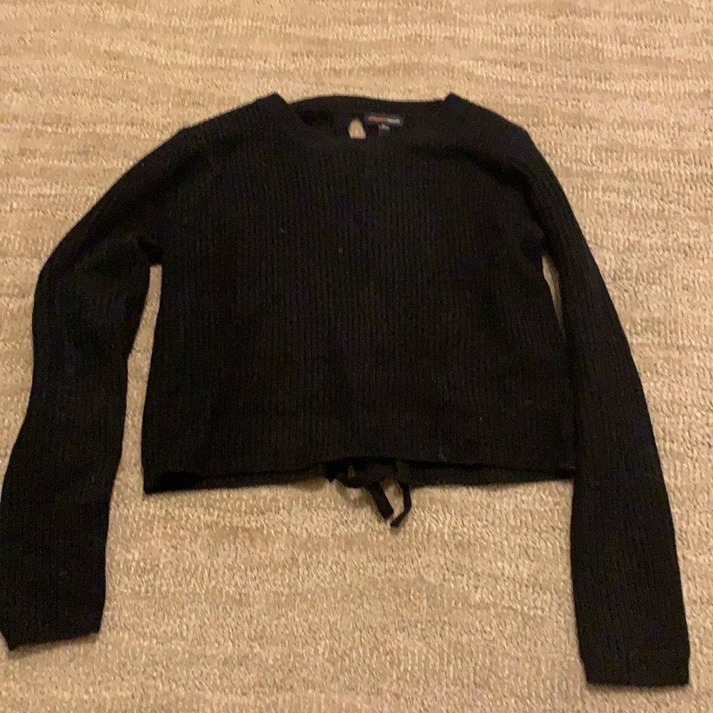 Cropped sweater